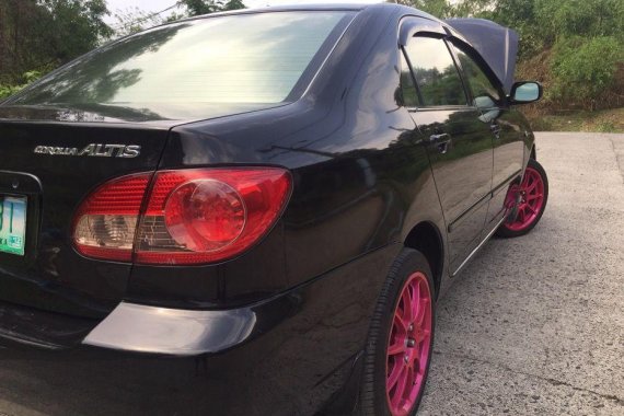 Selling Toyota Altis 2005 at 130000 km in Marikina