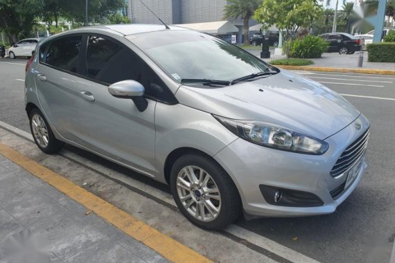 Selling 2nd Hand Ford Fiesta 2014 Automatic Gasoline at 80000 km in Manila