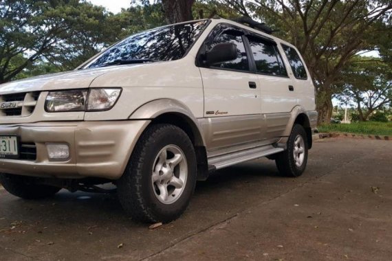 2nd Hand Isuzu Crosswind 2002 at 100000 km for sale