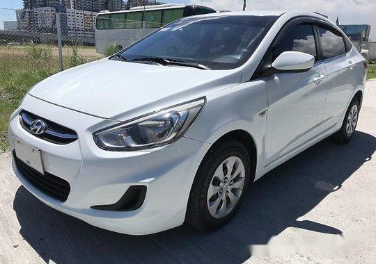 White Hyundai Accent 2015 Manual for sale 