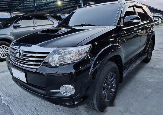 Selling Black Toyota Fortuner 2015 Automatic Diesel in Paranaque 