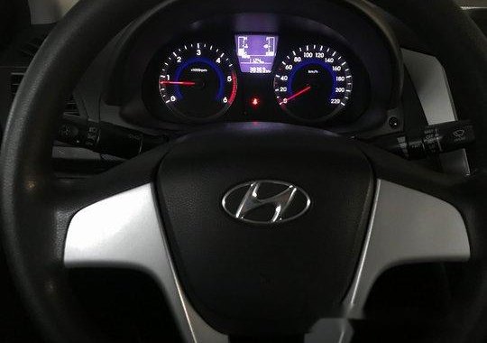 White Hyundai Accent 2015 Manual for sale 