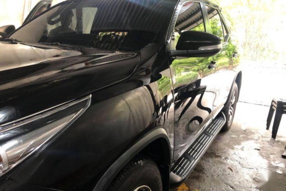 2nd Hand Toyota Fortuner 2017 Manual Diesel for sale in Pasig