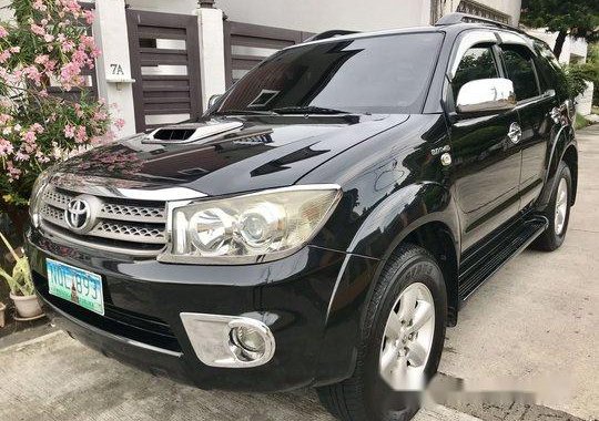 Black Toyota Fortuner 2011 at 58000 km for sale in Paranaque