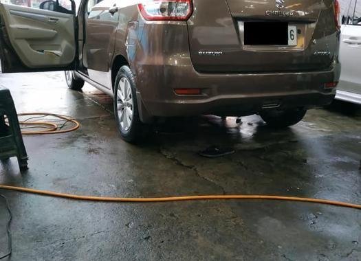 Selling 2nd Hand Suzuki Ertiga 2015 in Carmona