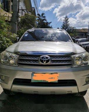 Sell Silver 2009 Toyota Fortuner Automatic Diesel at 60000 km in San Francisco