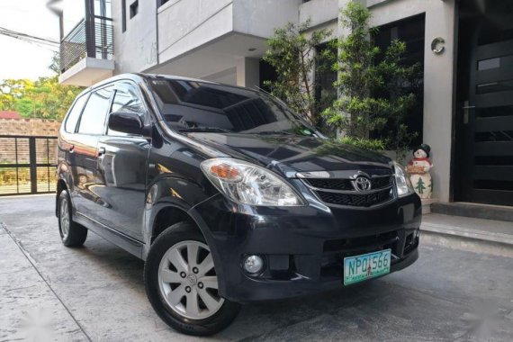 2nd Hand Toyota Avanza 2011 for sale in Quezon City