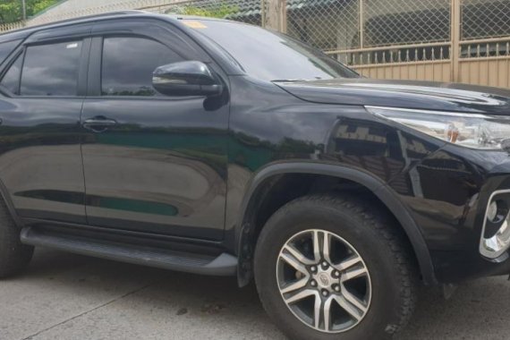 Sell Black 2018 Toyota Fortuner at 10000 km in Quezon City