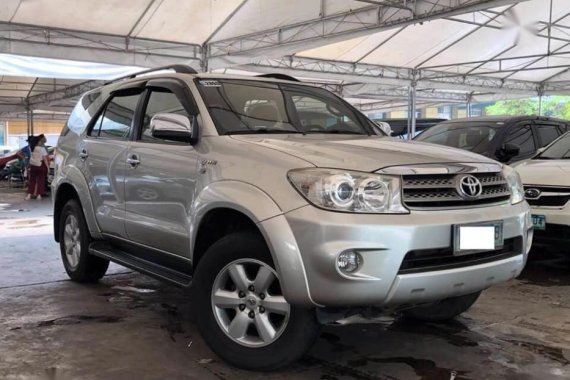 Selling Toyota Fortuner 2010 Automatic Gasoline in Makati