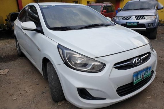 Selling 2nd Hand Hyundai Accent 2012 at 70000 km in Manila