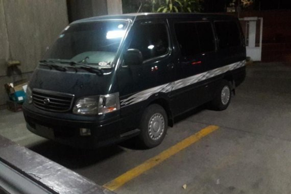 Selling 2nd Hand Toyota Hiace 2002 in Manila