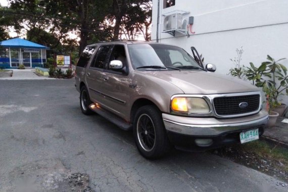 Selling 2nd Hand Ford Expedition 2001 in Manila