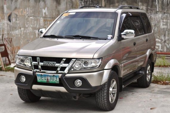 Selling 2nd Hand Isuzu Sportivo X 2013 Automatic Diesel at 54000 km in Las Piñas