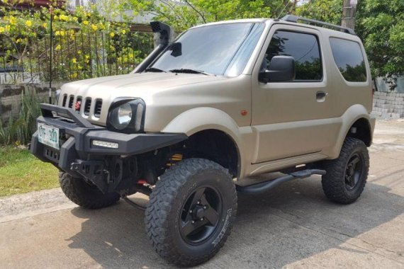 2nd Hand Suzuki Jimny 2003 at 130000 km for sale