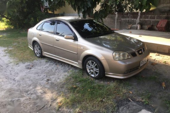 2nd Hand Chevrolet Optra 2005 Automatic Gasoline for sale in San Fernando