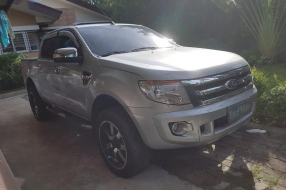 Selling Ford Ranger 2013 at 100000 km in Olongapo
