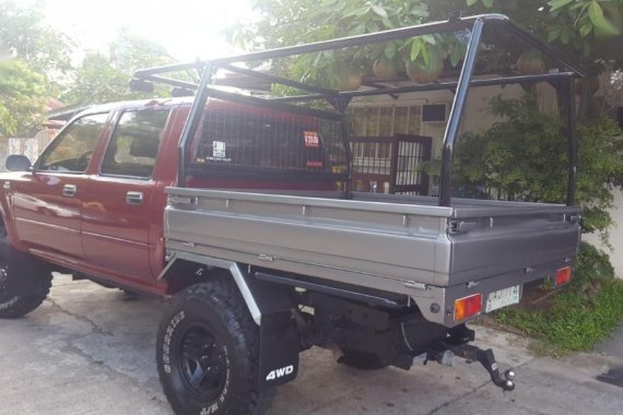 Selling Toyota Hilux 1995 at 130000 km in Manila