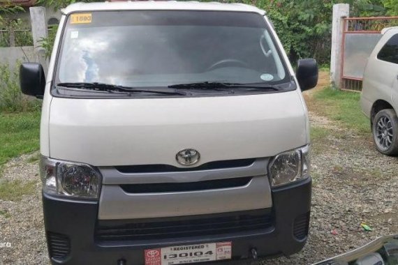 Toyota Hiace 2017 for sale in Alaminos