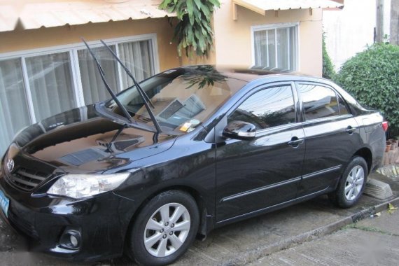 Selling 2nd Hand Toyota Altis 2013 Manual Gasoline at 50000 km in Cebu City