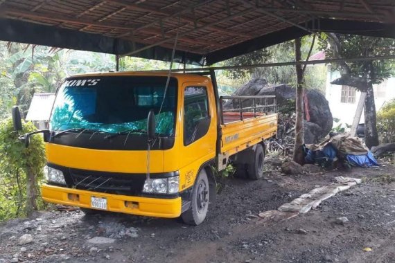 Selling Isuzu Elf 2016 Manual Diesel in Ipil