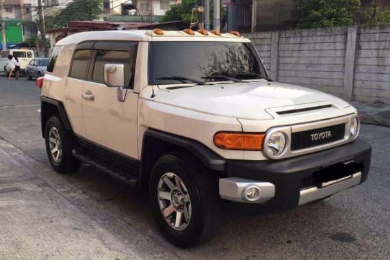 Selling 2nd Hand Toyota Fj Cruiser 2015 in Quezon City