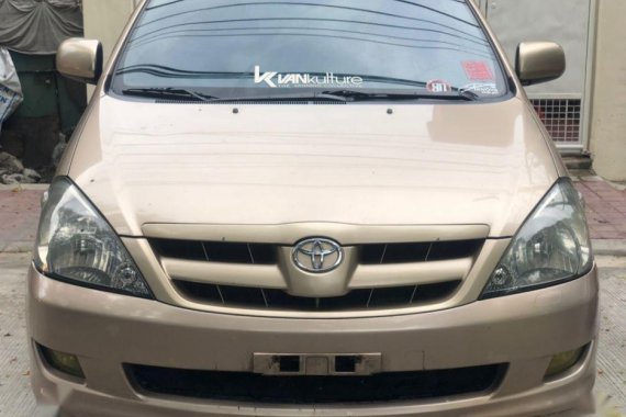 Toyota Innova 2005 Automatic Gasoline for sale in Urdaneta