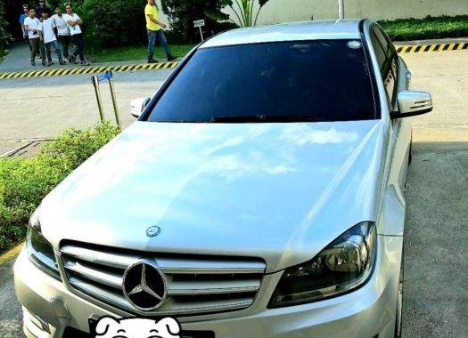 2nd Hand Mercedes-Benz C200 2012 Automatic Gasoline for sale in Angeles