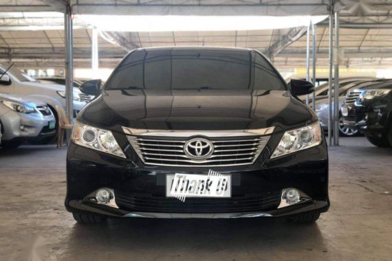 Selling 2nd Hand Toyota Camry 2014 in Manila