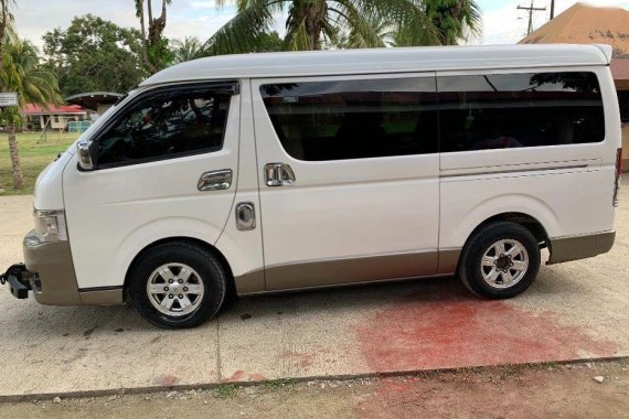 Selling 2nd Hand Toyota Hiace 2012 in Manticao