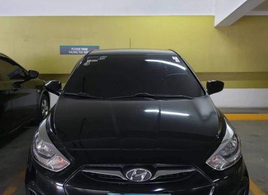 Selling 2nd Hand Hyundai Accent 2012 in Mandaluyong