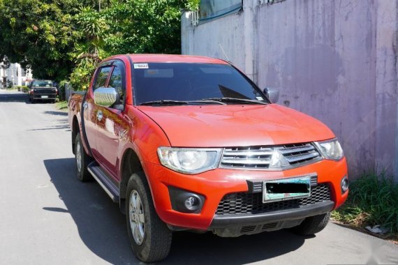 Selling Mitsubishi Strada 2013 Automatic Diesel in Cebu City