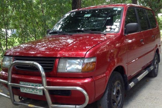 Selling Toyota Revo 2000 Manual Diesel in Parañaque