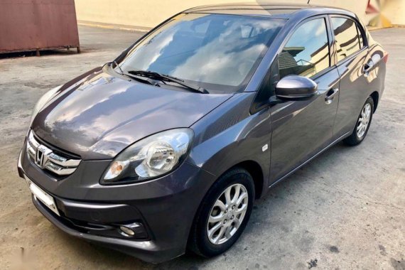 Selling 2nd Hand Honda Brio Amaze 2015 Automatic Gasoline at 10000 km in Cebu City