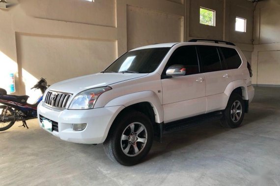 2nd Hand Toyota Land Cruiser Prado 2005 at 130000 km for sale