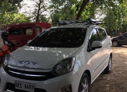 Selling White Toyota Wigo 2016 Automatic Gasoline at 40000 km in Minglanilla