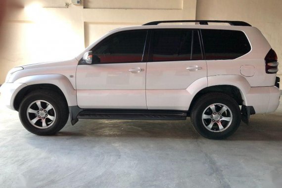 2nd Hand Toyota Land Cruiser Prado 2005 at 130000 km for sale