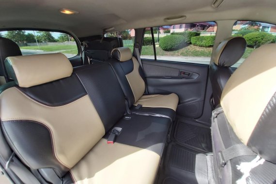 Sell 2nd Hand 2013 Toyota Innova Automatic Gasoline at 70000 km 