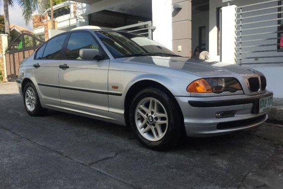 Selling 2nd Hand Bmw 318I 2002 at 50000 km in Pasig