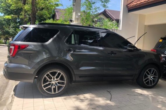 Like New Ford Explorer 2017 at 20000 km for sale in Muntinlupa