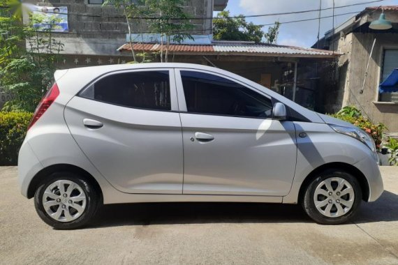 Selling Hyundai Eon 2017 at 13000 km in Pagsanjan