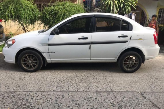 2nd Hand Hyundai Accent 2010 for sale in Valenzuela