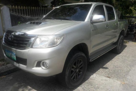 2nd Hand Toyota Hilux 2014 Manual Diesel for sale in Muntinlupa