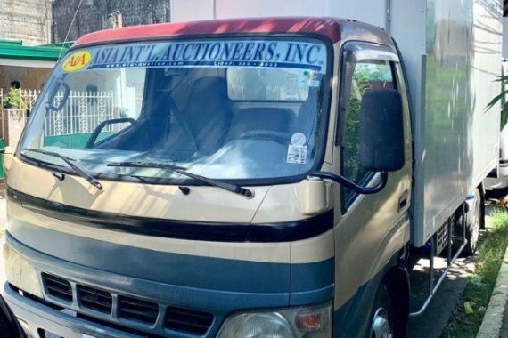 Isuzu Elf 2006 Van Manual Diesel for sale in Pasig