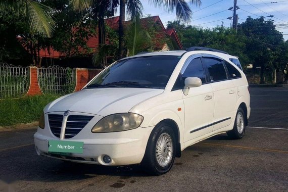 Selling Ssangyong Stavic 2005 Automatic Diesel in Quezon City