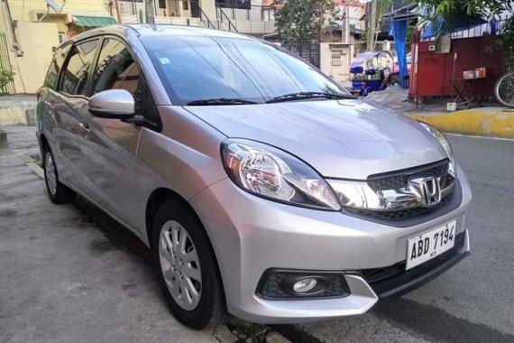 Selling Used Honda Mobilio 2015 at 33000 km in Lucena 