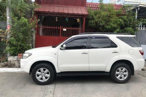 2nd Hand Toyota Fortuner 2011 at 120000 km for sale