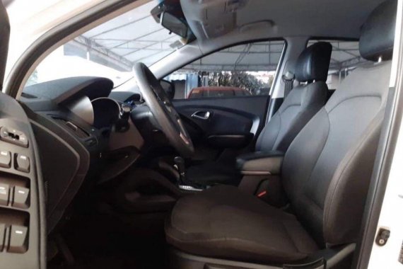 2nd Hand Hyundai Tucson 2015 Automatic Diesel for sale in Makati