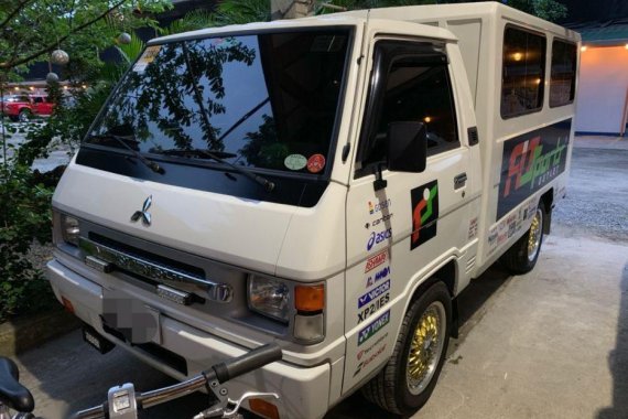 Selling 2nd Hand Mitsubishi L300 2014 in Malolos
