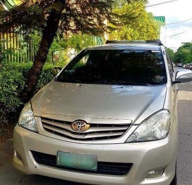 Selling 2nd Hand Toyota Innova 2009 in Las Piñas