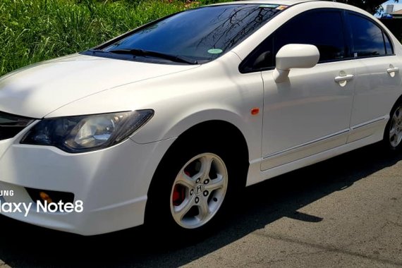 Sell White 2009 Honda Civic at 84000 km in Metro Manila 